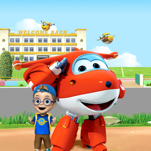 模特中出潮喷视频
