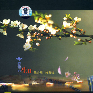 模特中出潮喷视频
