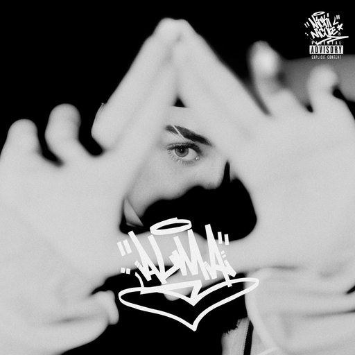 模特中出潮喷视频
